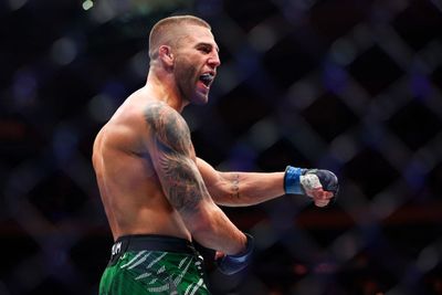 Welsh fighter Oban Elliott pulls out of UFC Perth bout due to illness