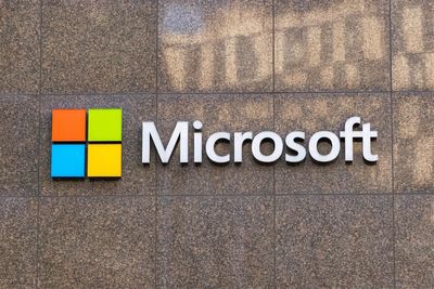 Institutional Buying Sets a High Floor for Microsoft Stock