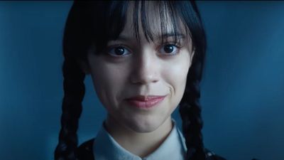 I Just Found Out How Much Jenna Ortega’s Jewel-Encrusted Emmys ‘Naked’ Top Weighed, And Dang Girl
