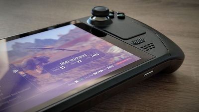 ROG Xbox Ally vs. Steam Deck – Which should you get?