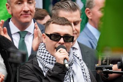 Kneecap rapper tells Starmer ‘better luck next time’ after terror case dropped