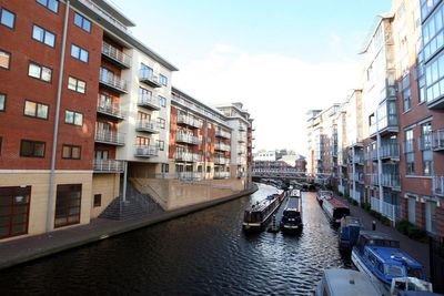 New homes must be built in the ‘right’ areas to tackle shortages, Starmer told