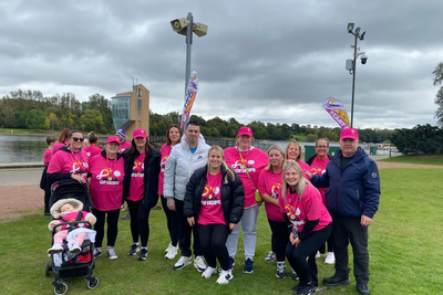 Family join charity walk after ‘unbearable’ loss to brain cancer