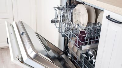 I asked dishwasher experts for the best product to clean my dishes — and there’s one thing they wouldn’t recommend
