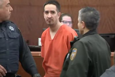 Suspect went to court to plead to killing his wife. He collapsed and died moments before admitting his crime