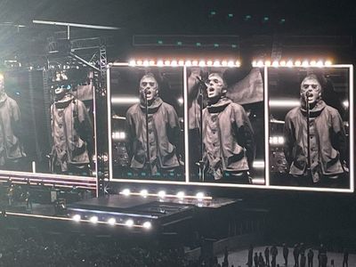 Oasis pay tribute to Ricky Hatton at Wembley gig after boxer’s death