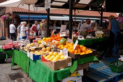 Eating fruit could slash effects of air pollution on the lungs, study finds