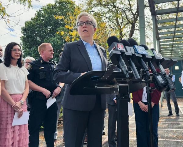 Trump news at a glance: Trump orders deployment of national guard to ‘war ravaged’ Portland