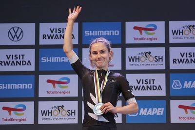 ‘I'm not sure I ever expected that’ - Niamh Fisher-Black on her road race silver medal at Rwanda Worlds