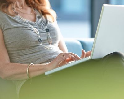 ‘I can’t meet, I’m on an oil rig’: the signs it might be a romance fraud