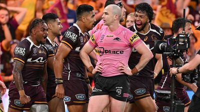 Broncos stun Panthers with Reynolds redemption