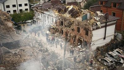 At least four people killed as Russia launches major overnight offensive on the Ukrainian capital