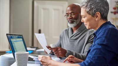 11 Things Retirees Can Do for Their Finances Before the End of the Year