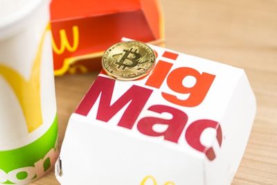 The Big Mac That Cost $380,000: Why The Early Bitcoin Believer Who Paid 3.5 BTC For The Burger Has Zero Regrets