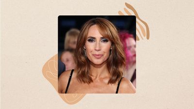 The exact face tan Alex Jones relies on to transform her complexion from 'the colour of a magnolia wall' to a JLo glow