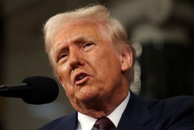 Trump Slams Report Alleging Hundreds of FBI Agents Were Embedded in Capitol Riot Crowd