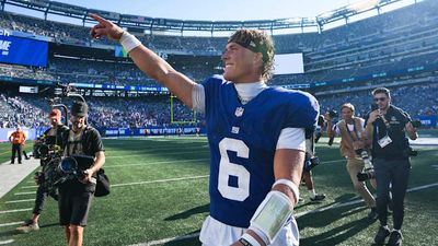 Jaxson Dart Had Classy Shoutout for Russell Wilson After First Start As Giants QB
