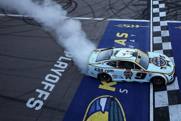 Hamlin and Wallace tangle as Elliott takes shock NASCAR Cup win at Kansas