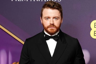 Jack Lowden and Philip Howard to receive honorary doctorates