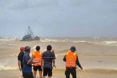 Typhoon Bualoi leaves 9 dead and 17 missing as it hits Vietnam