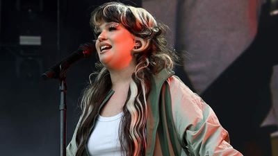 Lola Young Breaks Silence After Collapsing on Stage in New York