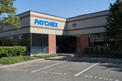 How To Earn $500 A Month From Paychex Stock Ahead Of Q1 Earnings