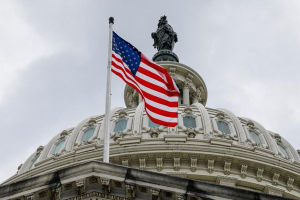 Tensions expected as Trump meets with top Democrats and Republicans in effort to avoid shutdown