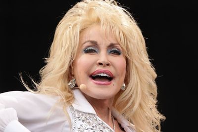 Dolly Parton, 79, delays Las Vegas residency so she can 'slow down' amid 'health challenges'