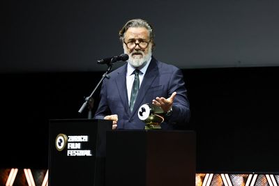 Russell Crowe shows off slimmed-down appearance ahead of reported wedding to Britney Theriot