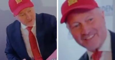 Labour minister takes pelters over Maga-inspired social media stunt