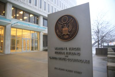 Minnesota man pleads guilty to attempting to join Islamic State group