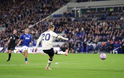 Everton 1-1 West Ham: Jarrod Bowen rescues point for Hammers on Nuno Espirito Santo's debut