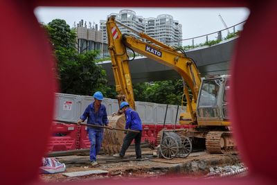 China's factory activity contracts for a 6th straight month as trade tensions weigh on the economy