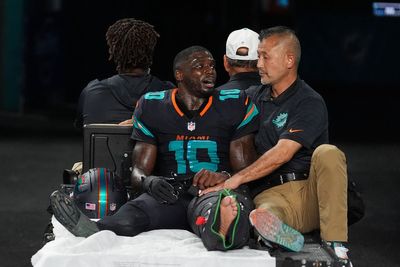 Miami Dolphins top New York Jets 27-21 but lose star Tyreek Hill to leg injury