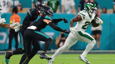 Breece Hall Gives Cold Quote After Jets' Painful Loss to Dolphins