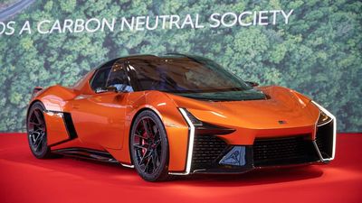 Toyota Planning a New Sports Car Without Anyone's Help