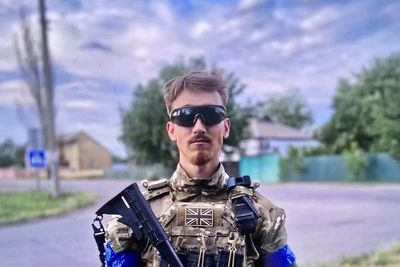 Parents of young British man killed in Ukraine say Foreign Office was unhelpful