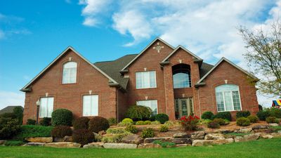 4 US Metros Where the Median Mansion Costs Less Than $1 Million