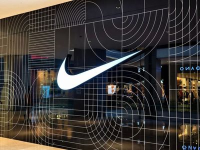 How To Earn $500 A Month From Nike Stock Ahead Of Q1 Earnings