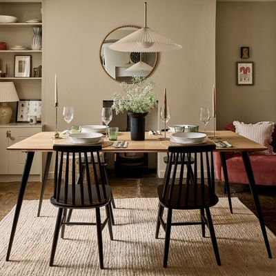 These 3 common things can ruin your dining table – according to designers