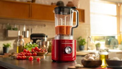 Watch out Nutribullet – KitchenAid’s new blender lets you pick the texture of your smoothie