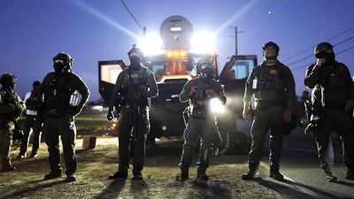 ‘We’ll show you the warrant when we’re done’: ICE goons smash down door, tell family warrants are just in the movies