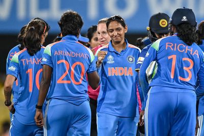 India open home World Cup with hard-fought win over Sri Lanka