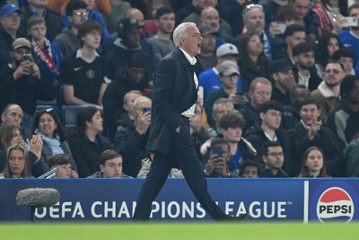 Jose Mourinho given warm Stamford Bridge reception on return to Chelsea with Benfica