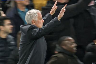 Chelsea fans hail Jose Mourinho as 'class act' for Enzo Fernandez gesture