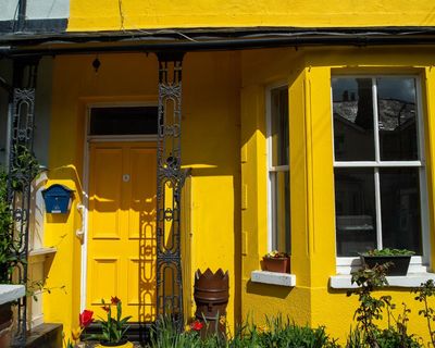 UK house prices return to growth amid ‘broad stability’ in market