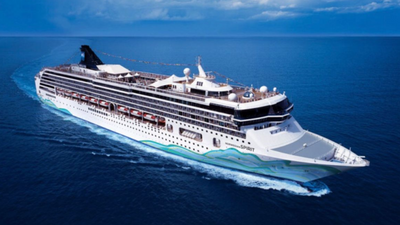 Cruise Chaos: 71 Sick As Norovirus Spreads On Royal Caribbean — Passengers Panic Over Lockdown, Who's To Blame?