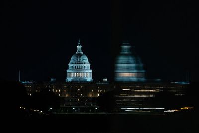 What happens when the US federal government shuts down?