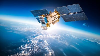 AST SpaceMobile Pops, Has This Advantage Over SpaceX, Analyst Says