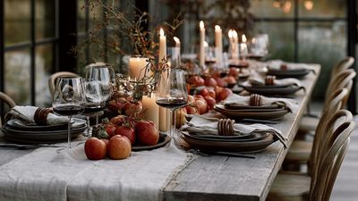 Hosting This Autumn? These 11 Designer-Approved Fall Table Decor Ideas Make Entertaining Look Effortless